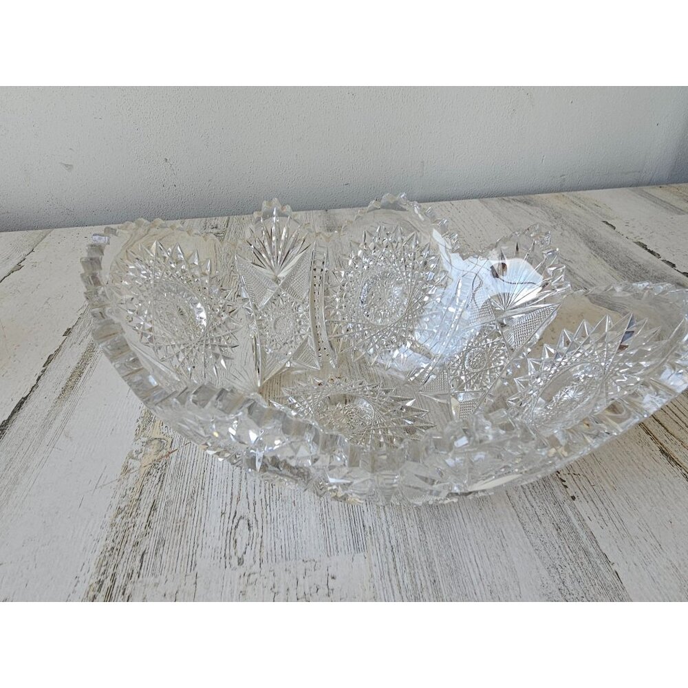Vintage brilliant cut‎ serving bowl